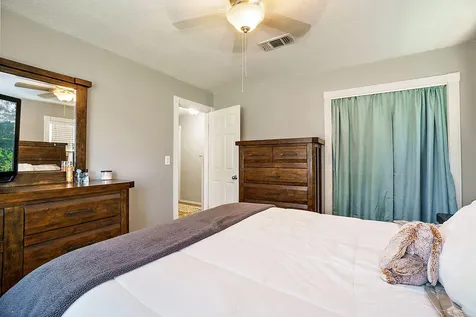 1201 Loal Street Medford OR 97501