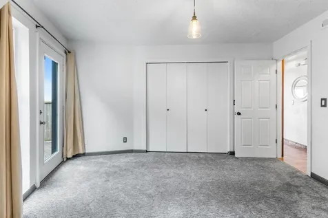 219 Stoneway Drive NW Salem OR 97304