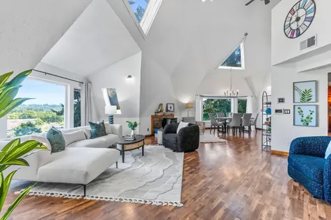 219 Stoneway Drive NW Salem OR 97304
