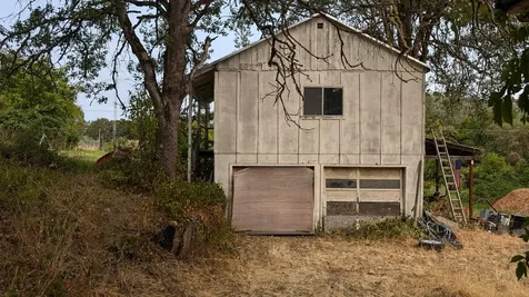 5499 Kane Creek Road Central Point OR 97502