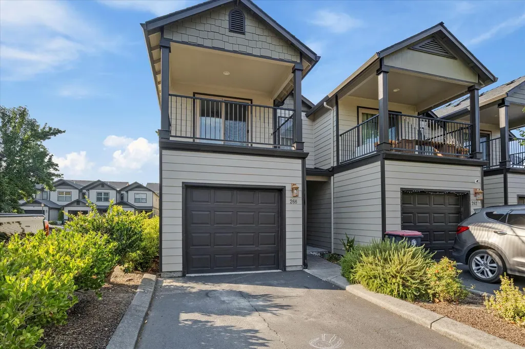266 Tyler Avenue Central Point OR 97502