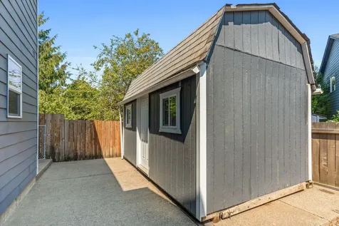 972 Whitetail Deer Street NW Salem OR 97304