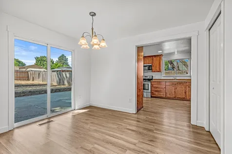 1338 Flower Street Medford OR 97504