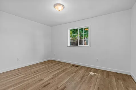 1338 Flower Street Medford OR 97504
