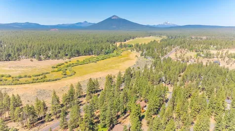 69777 Pine Ridge Road Sisters OR 97759