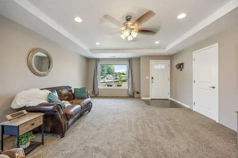 2829 Caster Lane Medford OR 97501
