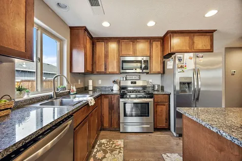 2829 Caster Lane Medford OR 97501