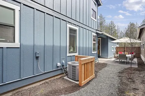 62691 Mcclain Drive Bend OR 97703