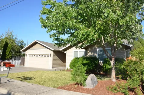 1545 Hamilton Lane Grants Pass OR 97527