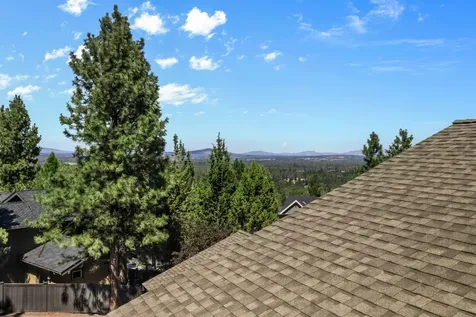 1142 NW Remarkable Drive Bend OR 97703