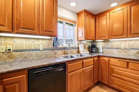 3348 Delta Waters Road Medford OR 97504