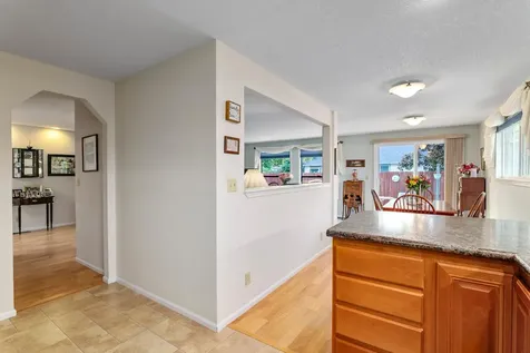 3348 Delta Waters Road Medford OR 97504