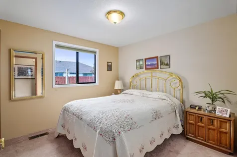 3348 Delta Waters Road Medford OR 97504