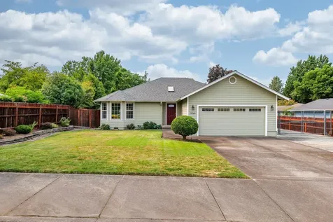 3348 Delta Waters Road Medford OR 97504