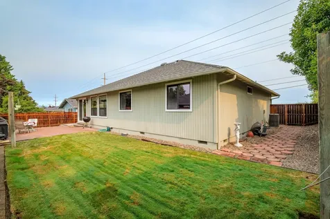 3348 Delta Waters Road Medford OR 97504