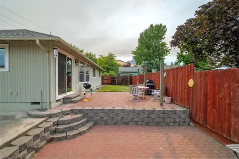 3348 Delta Waters Road Medford OR 97504
