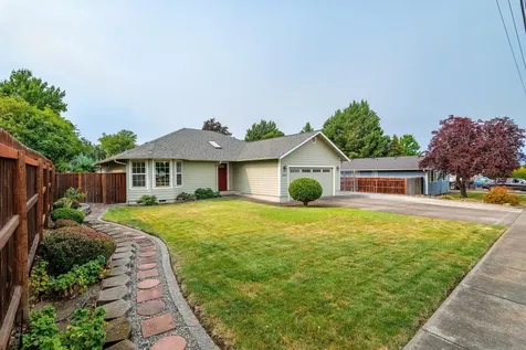 3348 Delta Waters Road Medford OR 97504