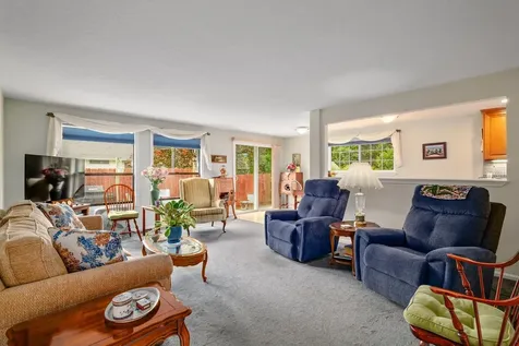 3348 Delta Waters Road Medford OR 97504