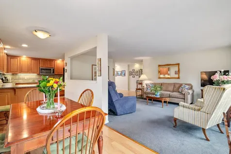 3348 Delta Waters Road Medford OR 97504
