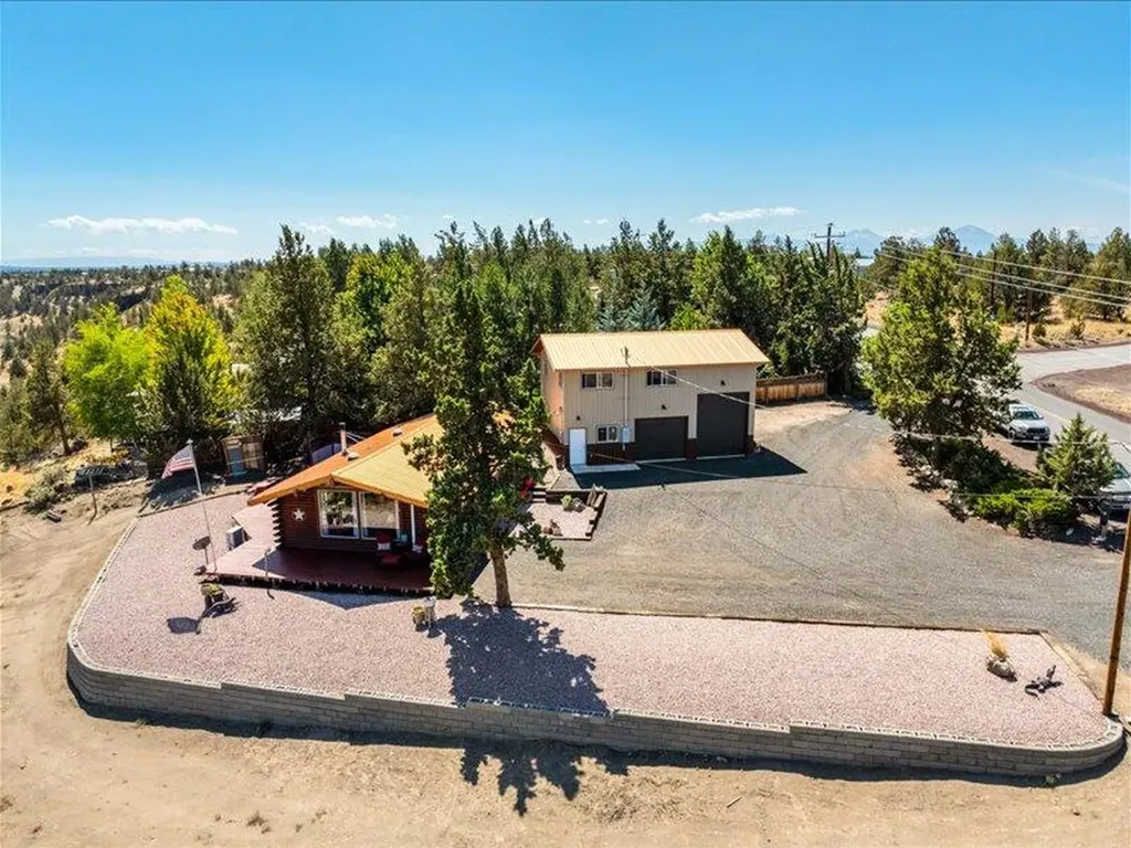 15297 SW Chinook Drive Terrebonne OR 97760