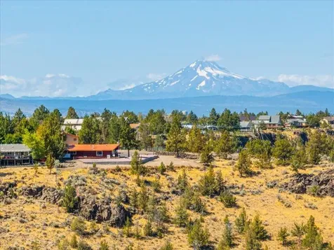 15297 SW Chinook Drive Terrebonne OR 97760