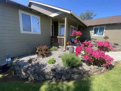 2214 SW Lava Court Redmond OR 97756