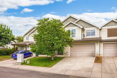 210 Northview Drive Eagle Point OR 97524
