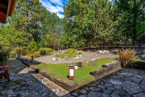 591 Bolt Mountain Road Grants Pass OR 97527