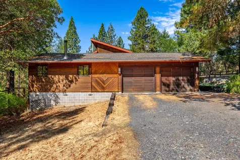 591 Bolt Mountain Road Grants Pass OR 97527