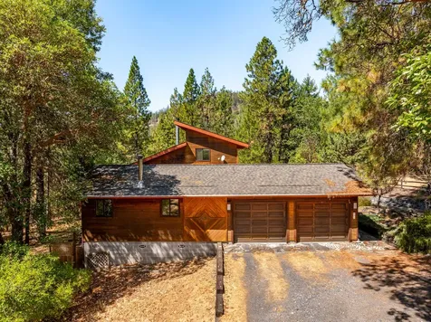 591 Bolt Mountain Road Grants Pass OR 97527