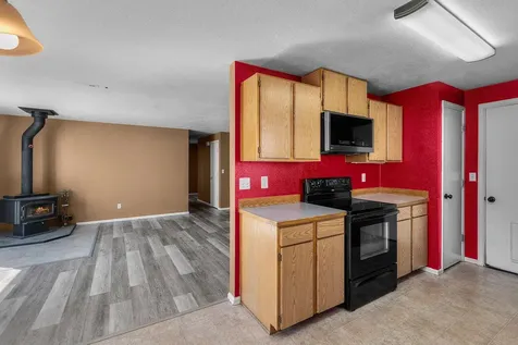 1208 SW 28th Street Redmond OR 97756
