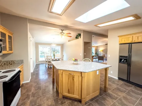 695 Greens Creek Road Grants Pass OR 97527