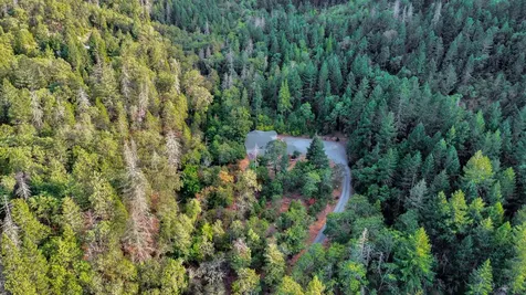 695 Greens Creek Road Grants Pass OR 97527