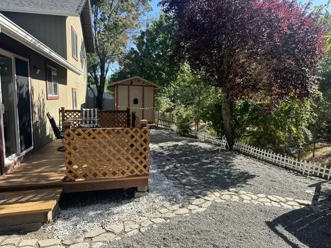 46 SW Leonard Street Grants Pass OR 97526