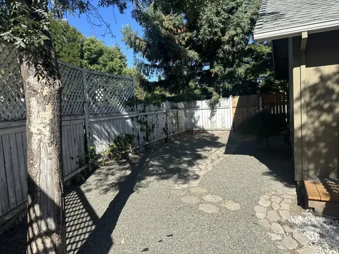 46 SW Leonard Street Grants Pass OR 97526