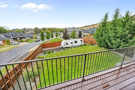 4460 Vista Pointe Drive Medford OR 97504