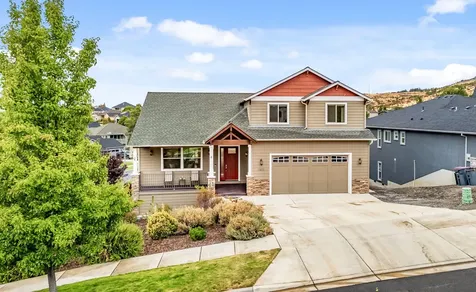 4460 Vista Pointe Drive Medford OR 97504
