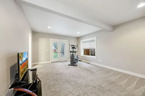 4460 Vista Pointe Drive Medford OR 97504