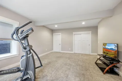 4460 Vista Pointe Drive Medford OR 97504
