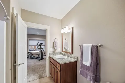 4460 Vista Pointe Drive Medford OR 97504