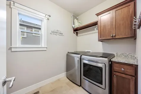 4460 Vista Pointe Drive Medford OR 97504