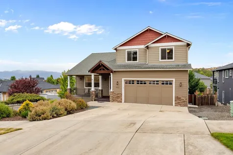 4460 Vista Pointe Drive Medford OR 97504