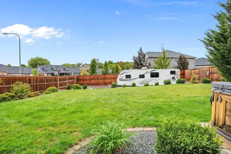 4460 Vista Pointe Drive Medford OR 97504