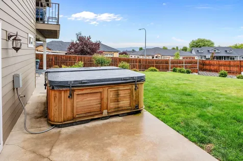 4460 Vista Pointe Drive Medford OR 97504