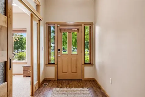 2737 SW 31st Street Redmond OR 97756