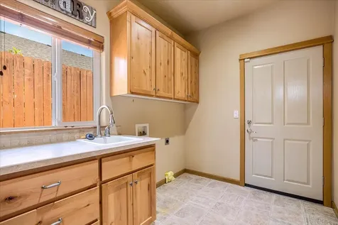 2737 SW 31st Street Redmond OR 97756
