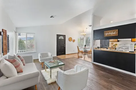 815 Bower Lane Grants Pass OR 97527