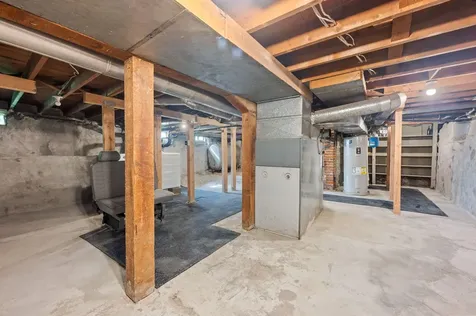 240 NW Georgia Avenue Bend OR 97703
