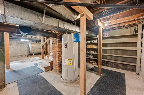240 NW Georgia Avenue Bend OR 97703