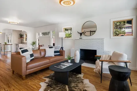 240 NW Georgia Avenue Bend OR 97703